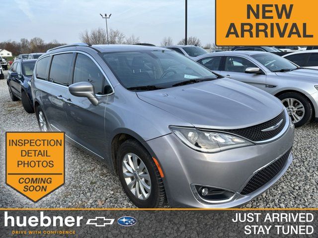 2019 Chrysler Pacifica Touring-L