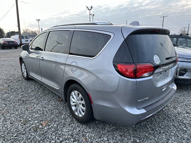 2019 Chrysler Pacifica Touring-L