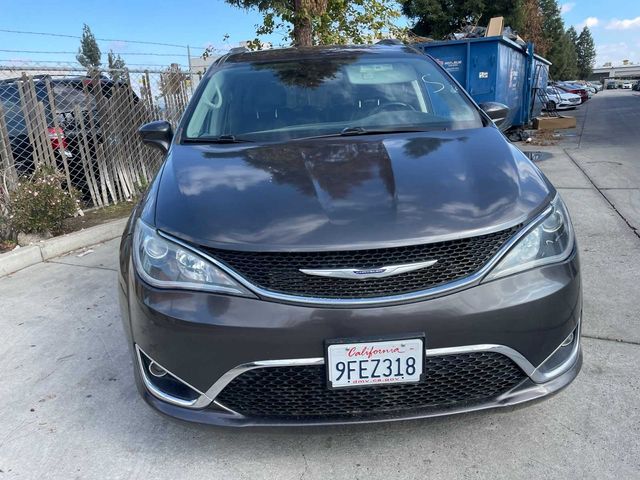 2019 Chrysler Pacifica Touring-L