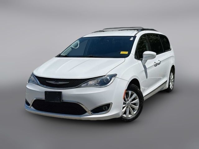 2019 Chrysler Pacifica Touring-L