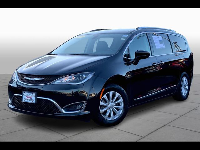 2019 Chrysler Pacifica Touring-L