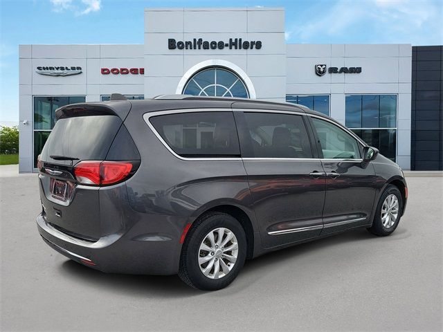 2019 Chrysler Pacifica Touring-L