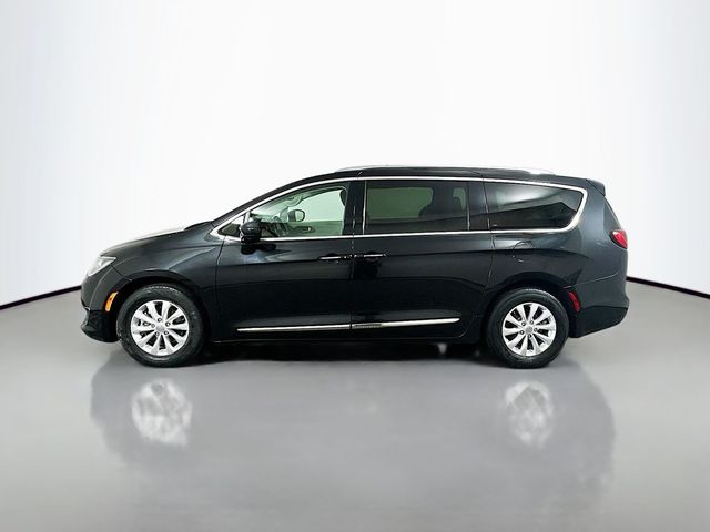 2019 Chrysler Pacifica Touring-L