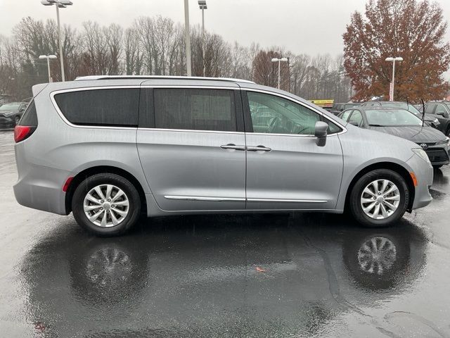 2019 Chrysler Pacifica Touring-L