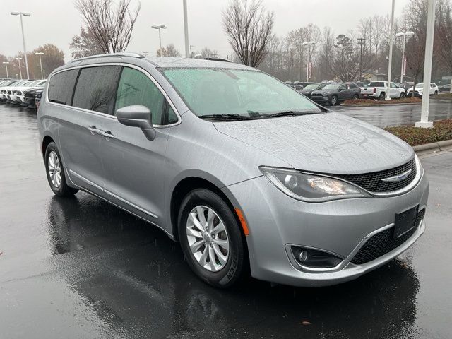 2019 Chrysler Pacifica Touring-L