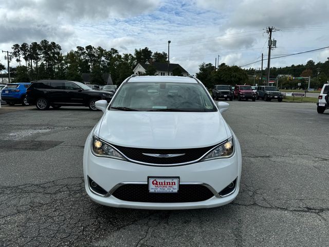 2019 Chrysler Pacifica Touring-L