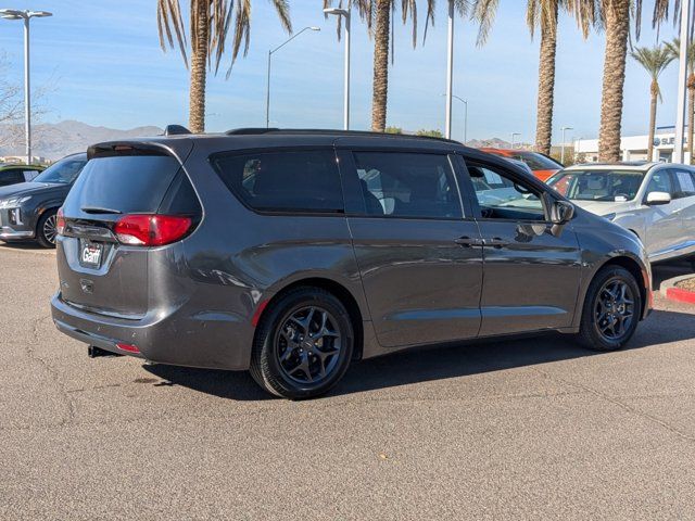 2019 Chrysler Pacifica Touring-L