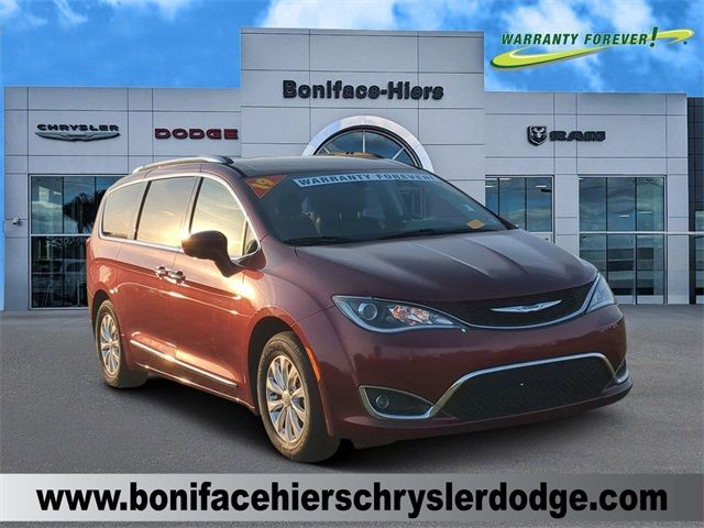 2019 Chrysler Pacifica Touring-L