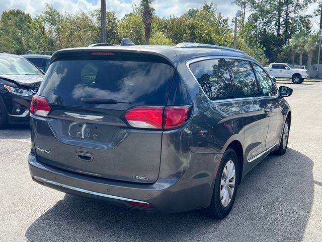 2019 Chrysler Pacifica Touring-L