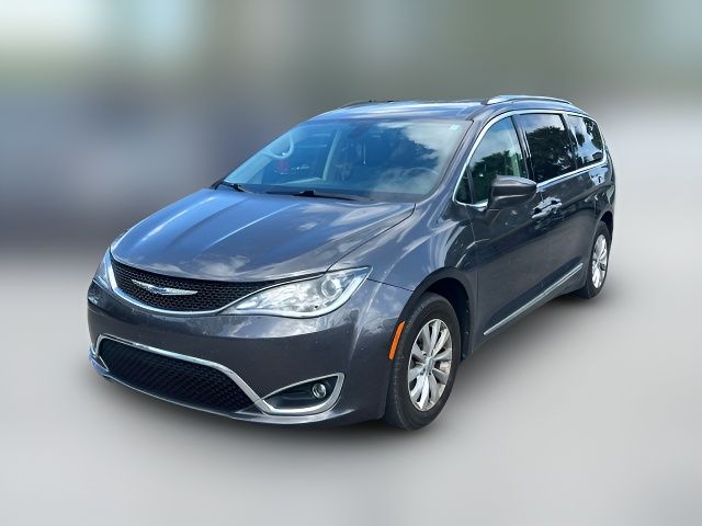 2019 Chrysler Pacifica Touring-L