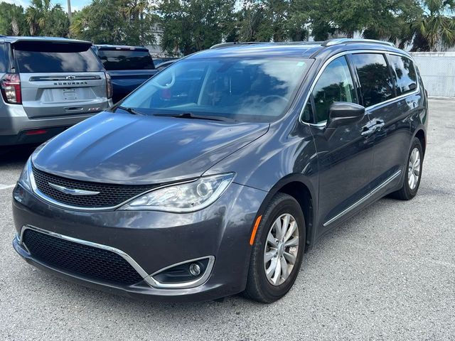 2019 Chrysler Pacifica Touring-L