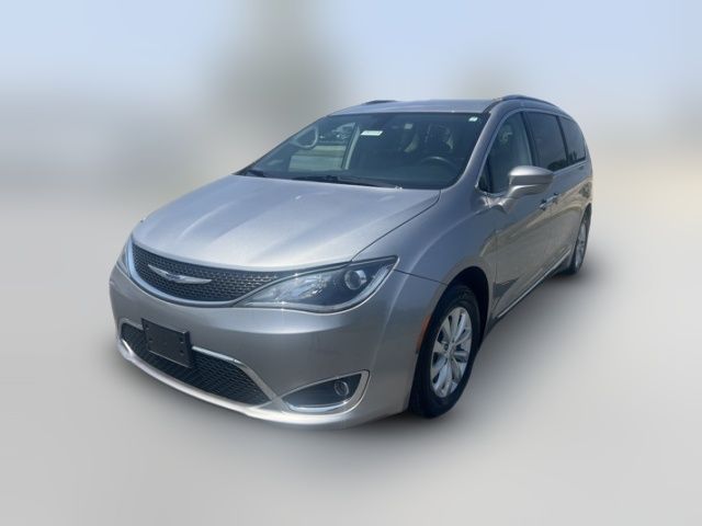2019 Chrysler Pacifica Touring-L