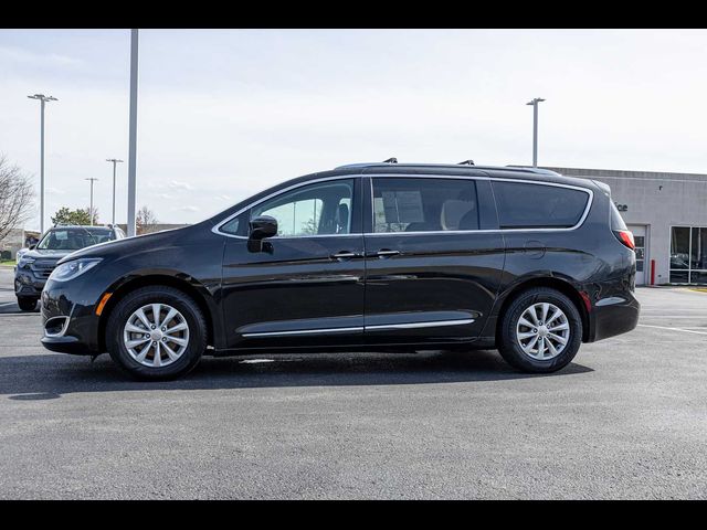 2019 Chrysler Pacifica Touring-L