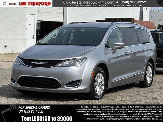 2019 Chrysler Pacifica Touring-L