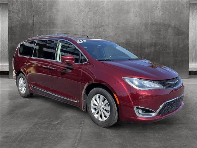 2019 Chrysler Pacifica Touring-L