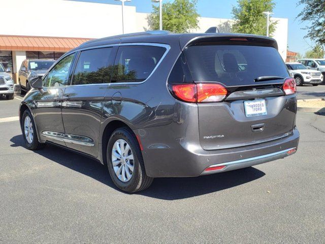 2019 Chrysler Pacifica Touring-L