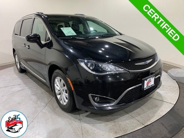 2019 Chrysler Pacifica Touring-L