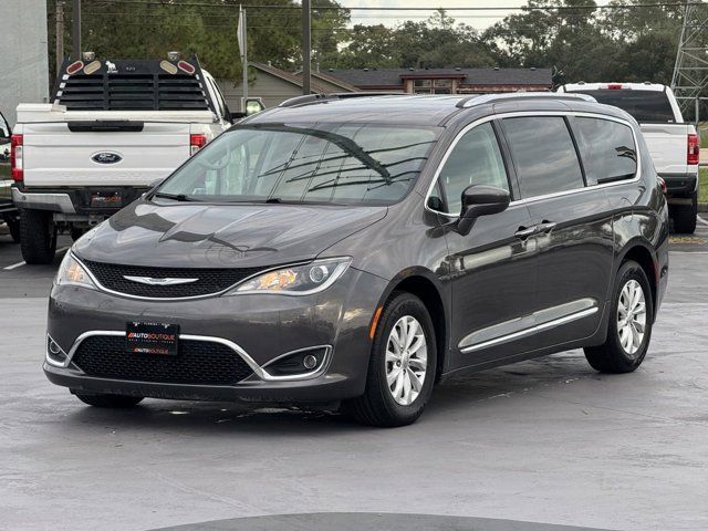 2019 Chrysler Pacifica Touring-L