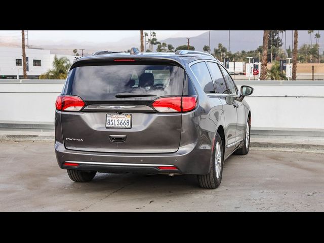 2019 Chrysler Pacifica Touring-L