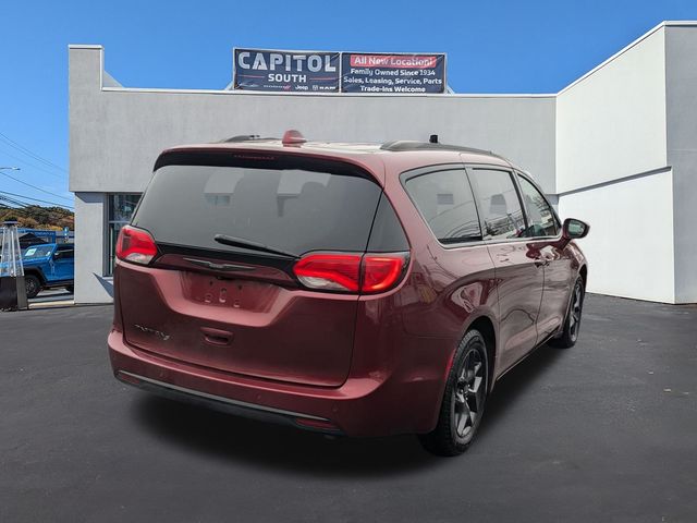 2019 Chrysler Pacifica Touring-L