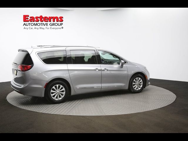 2019 Chrysler Pacifica Touring-L