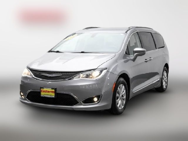 2019 Chrysler Pacifica Touring-L