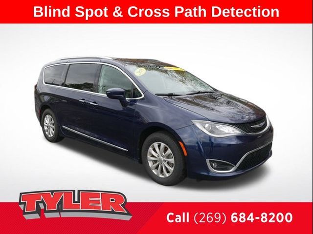 2019 Chrysler Pacifica Touring-L