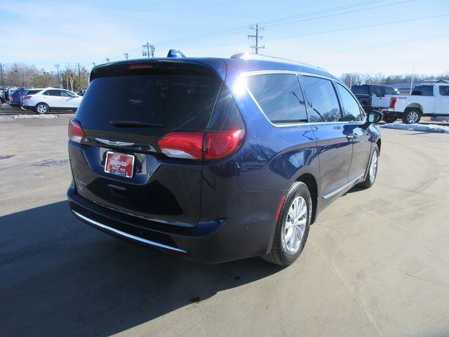 2019 Chrysler Pacifica Touring-L