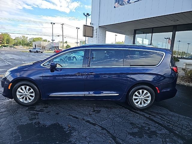 2019 Chrysler Pacifica Touring-L