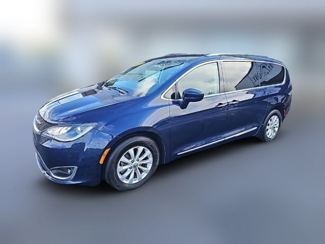 2019 Chrysler Pacifica Touring-L