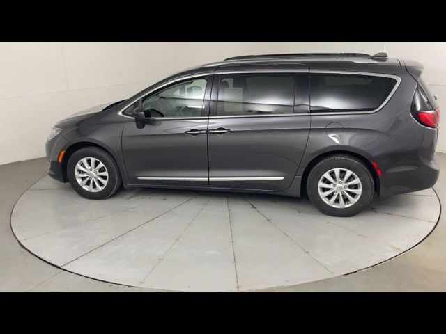 2019 Chrysler Pacifica Touring-L