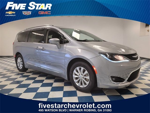 2019 Chrysler Pacifica Touring-L