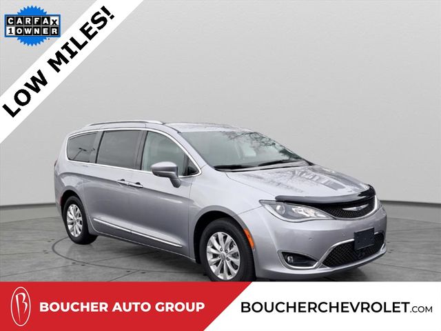 2019 Chrysler Pacifica Touring-L