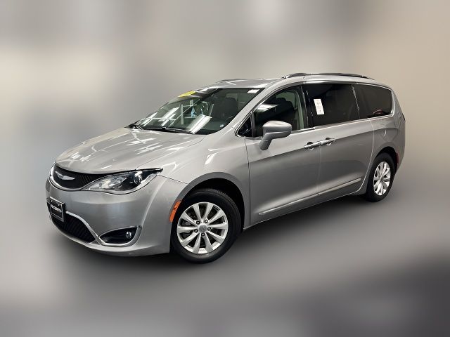 2019 Chrysler Pacifica Touring-L