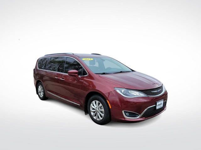 2019 Chrysler Pacifica Touring-L