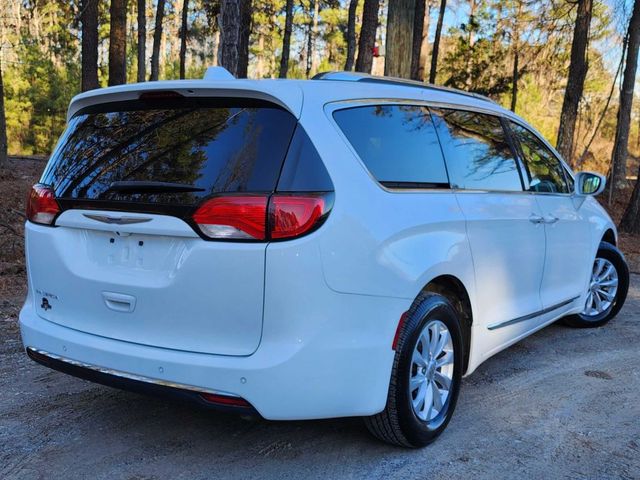 2019 Chrysler Pacifica Touring-L