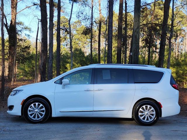 2019 Chrysler Pacifica Touring-L