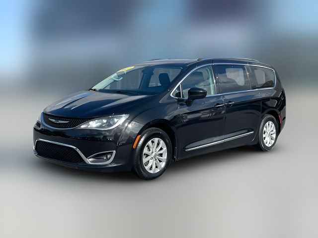 2019 Chrysler Pacifica Touring-L