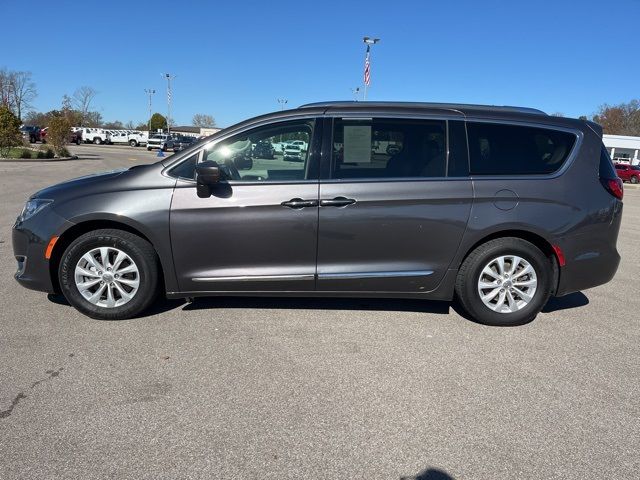 2019 Chrysler Pacifica Touring-L