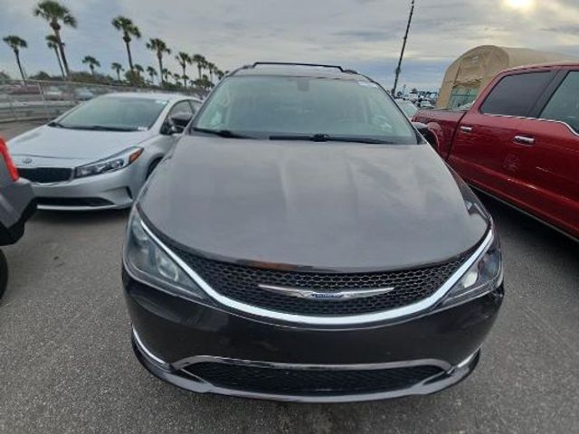 2019 Chrysler Pacifica Touring-L