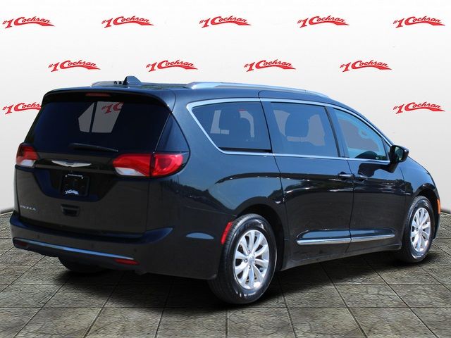 2019 Chrysler Pacifica Touring-L