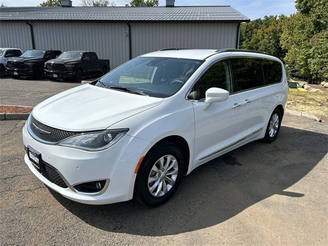 2019 Chrysler Pacifica Touring-L