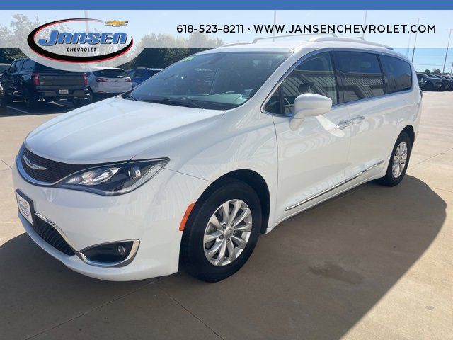 2019 Chrysler Pacifica Touring-L