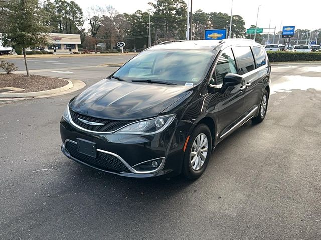 2019 Chrysler Pacifica Touring-L