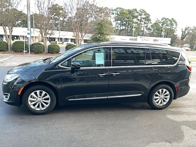 2019 Chrysler Pacifica Touring-L