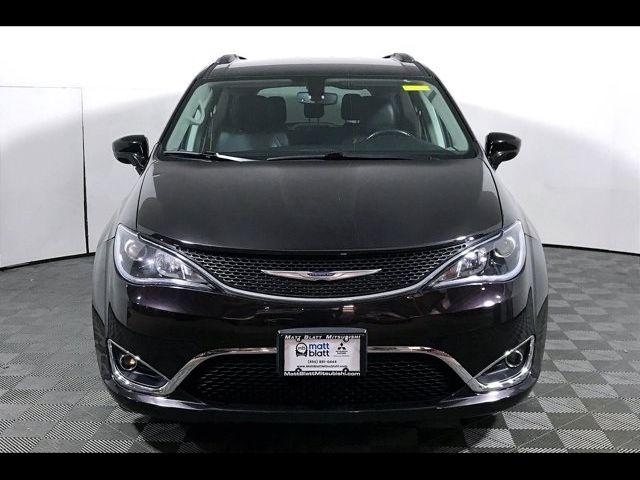 2019 Chrysler Pacifica Touring-L