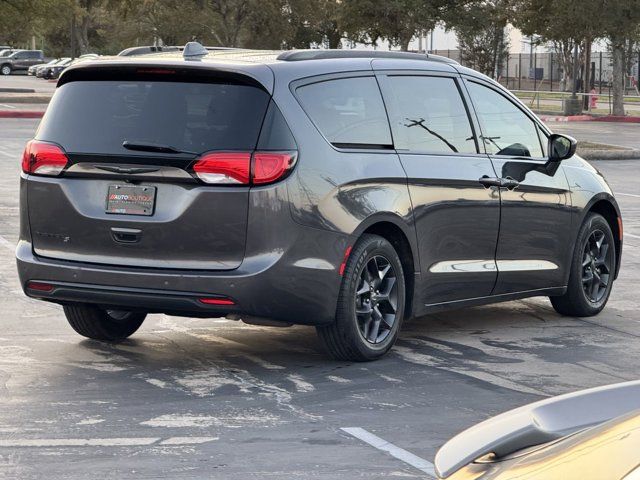 2019 Chrysler Pacifica Touring-L