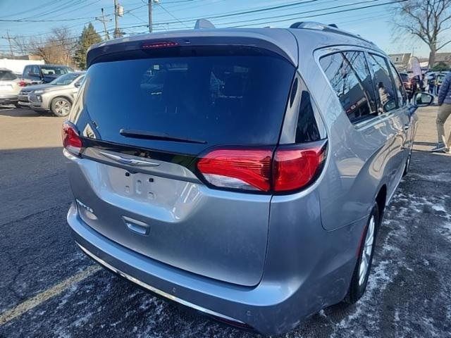 2019 Chrysler Pacifica Touring-L