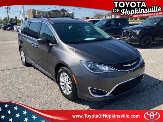 2019 Chrysler Pacifica Touring-L