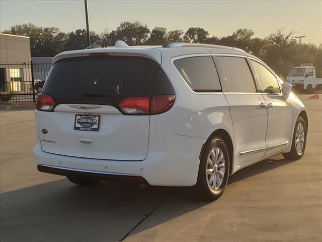 2019 Chrysler Pacifica Touring-L